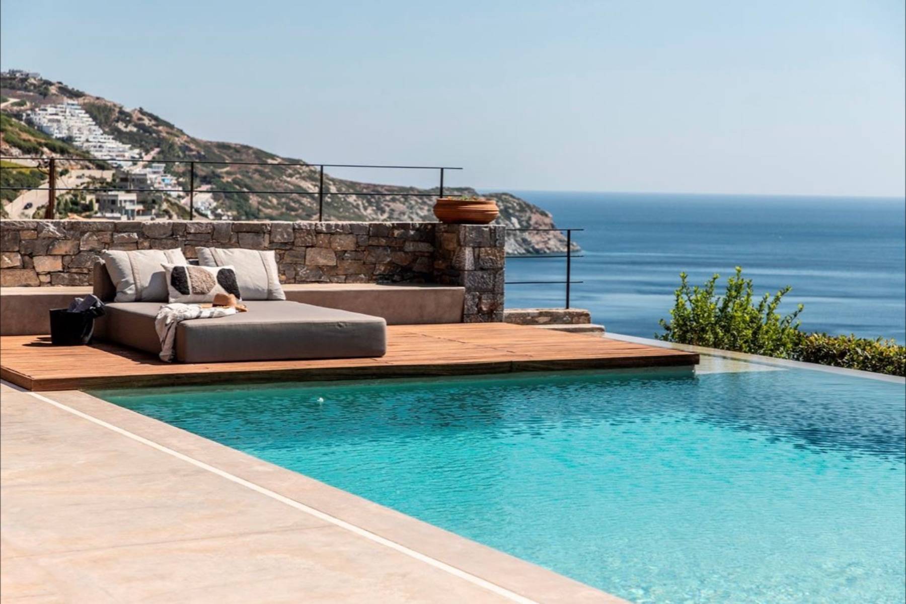 Villa Kronos