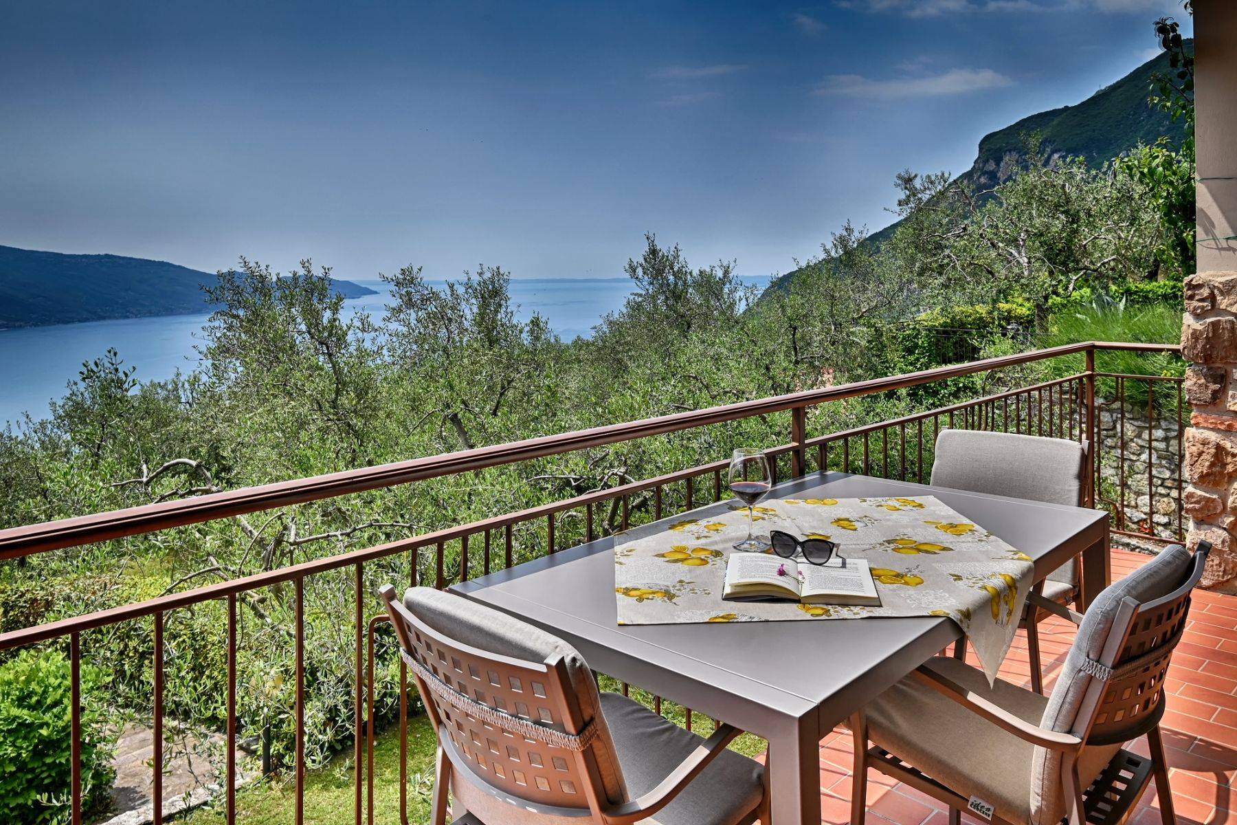Balkon Apt. 2