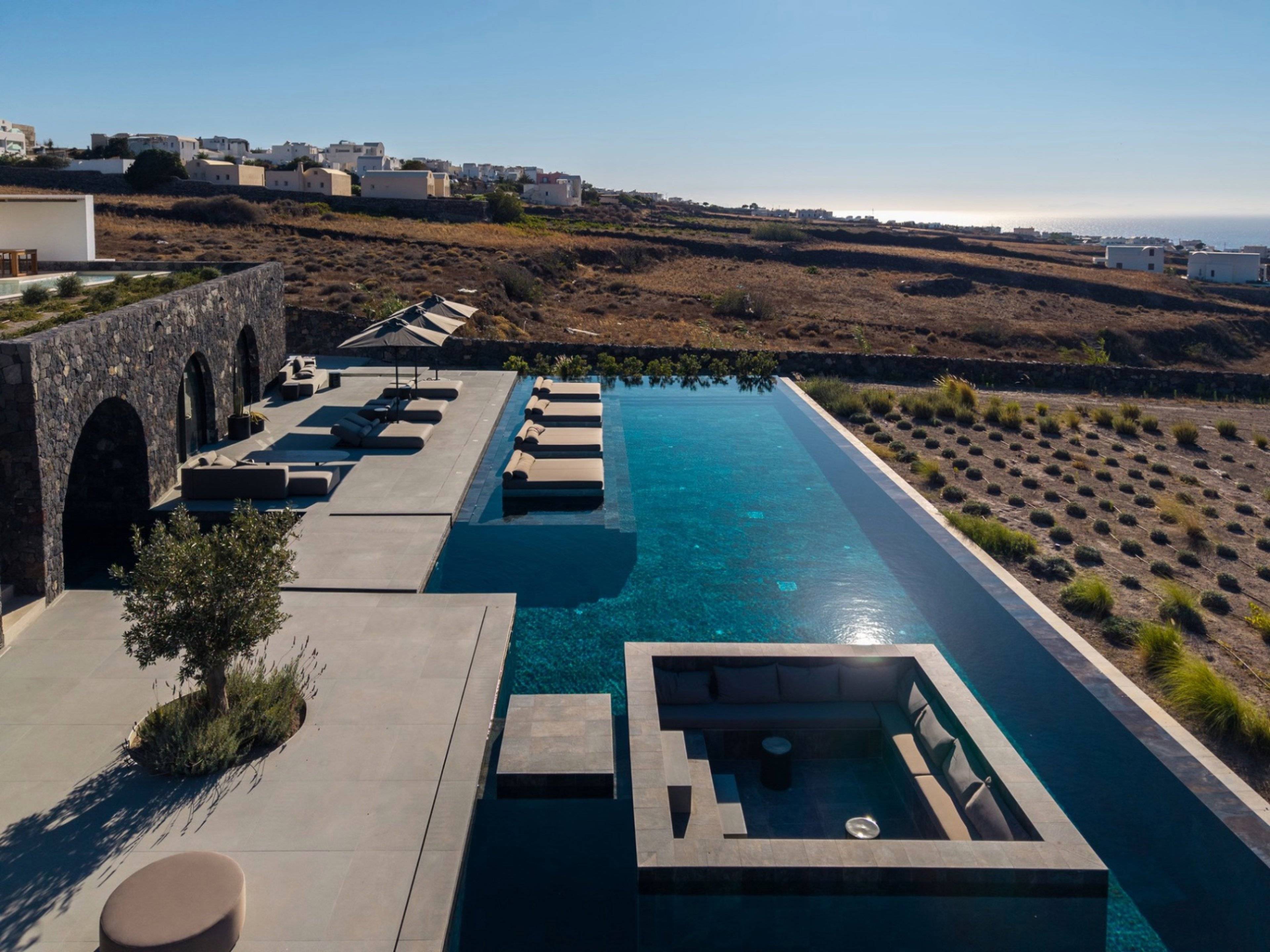 Villa Charisma Estate in Oia
