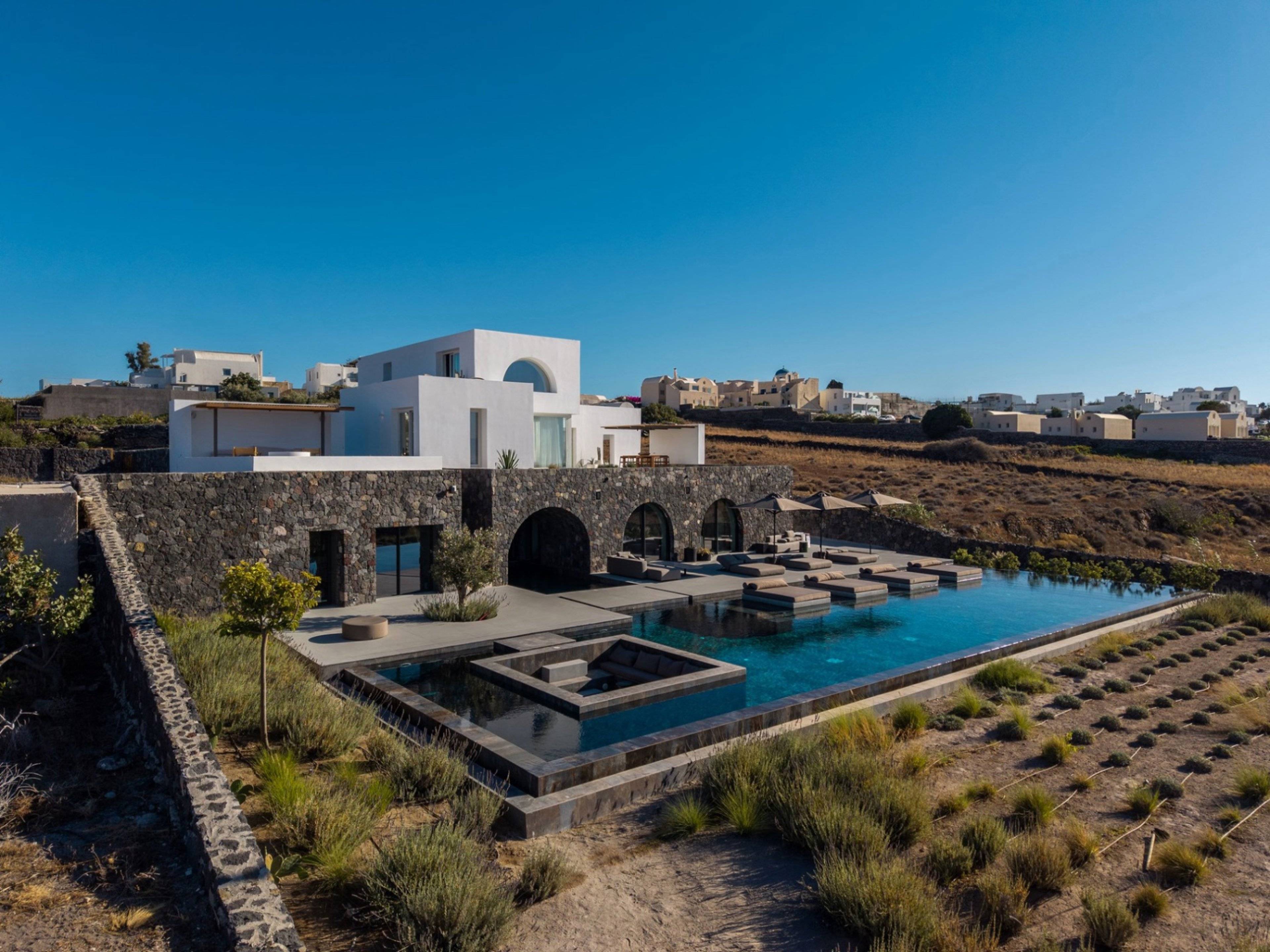 Villa Charisma Estate in Oia