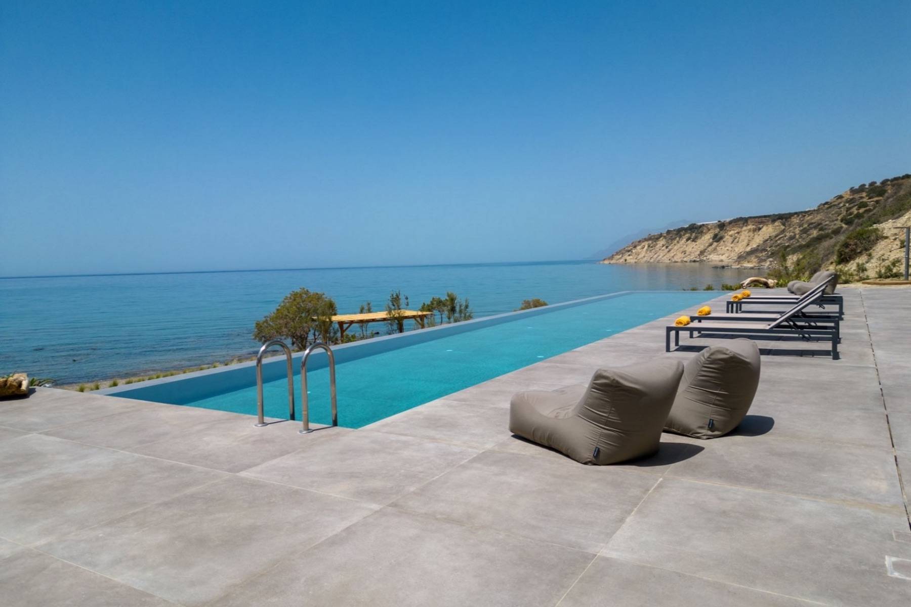 Villa Beach House Arvi East