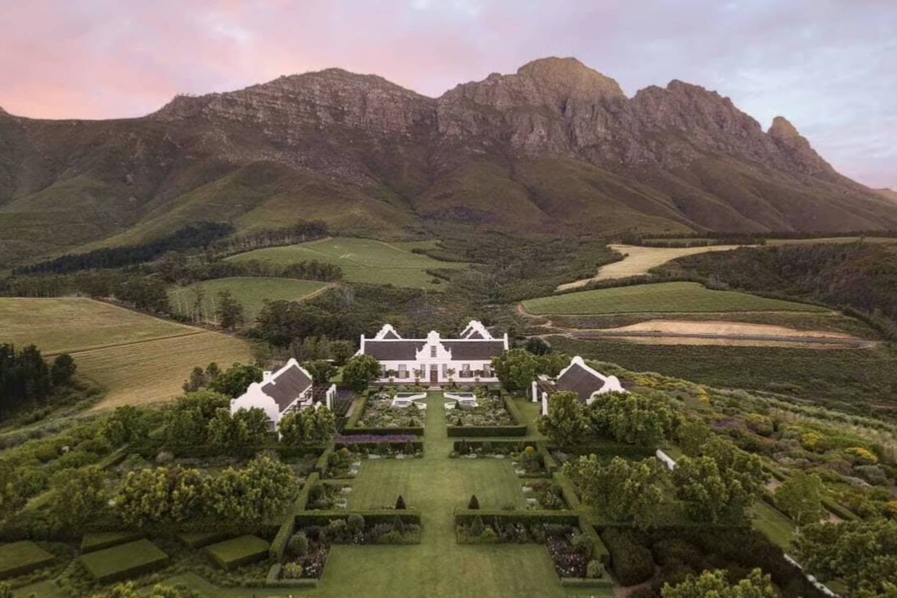 Villa Quoin Rock Manor House