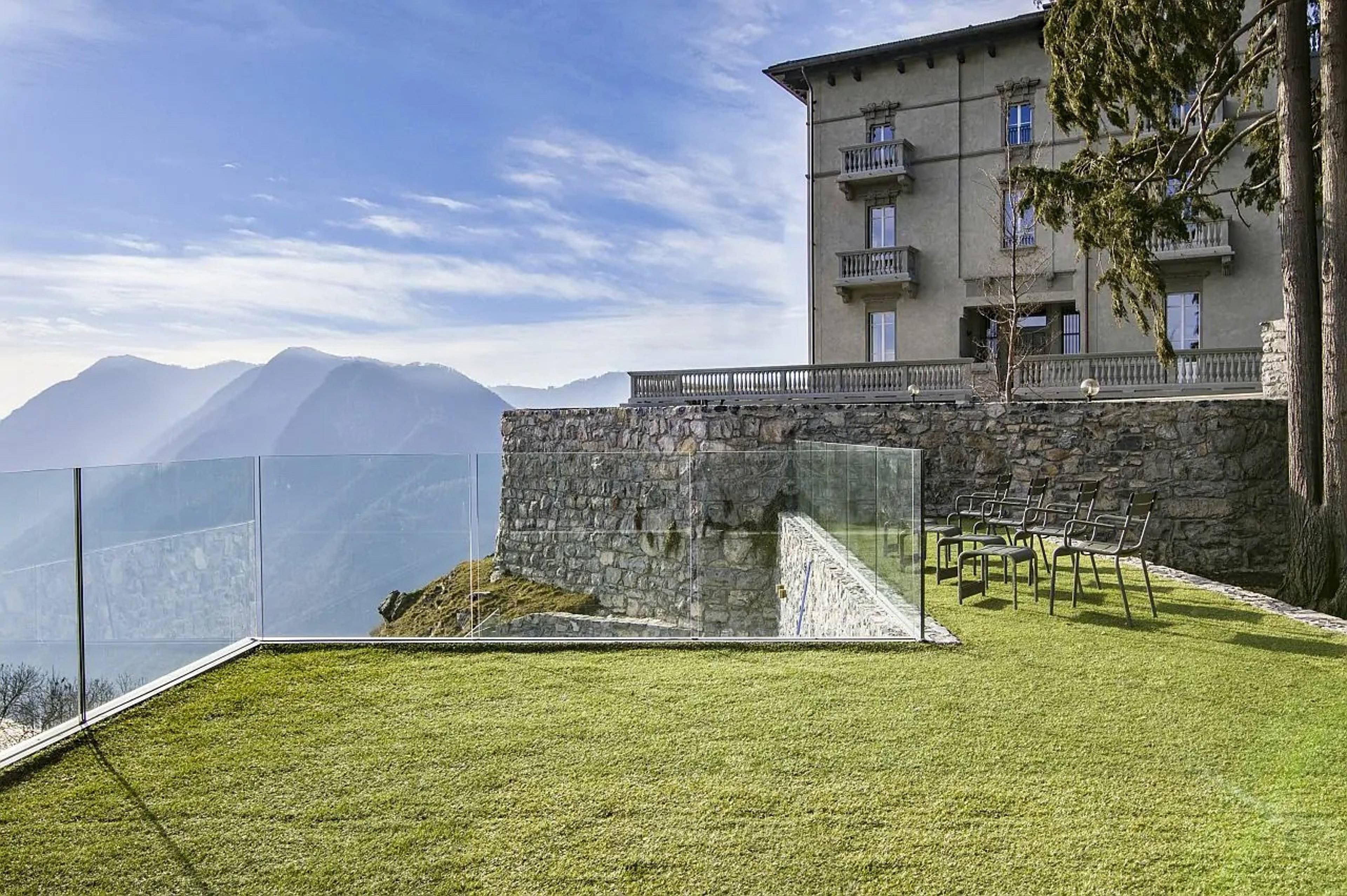Villa Martino in Pigra