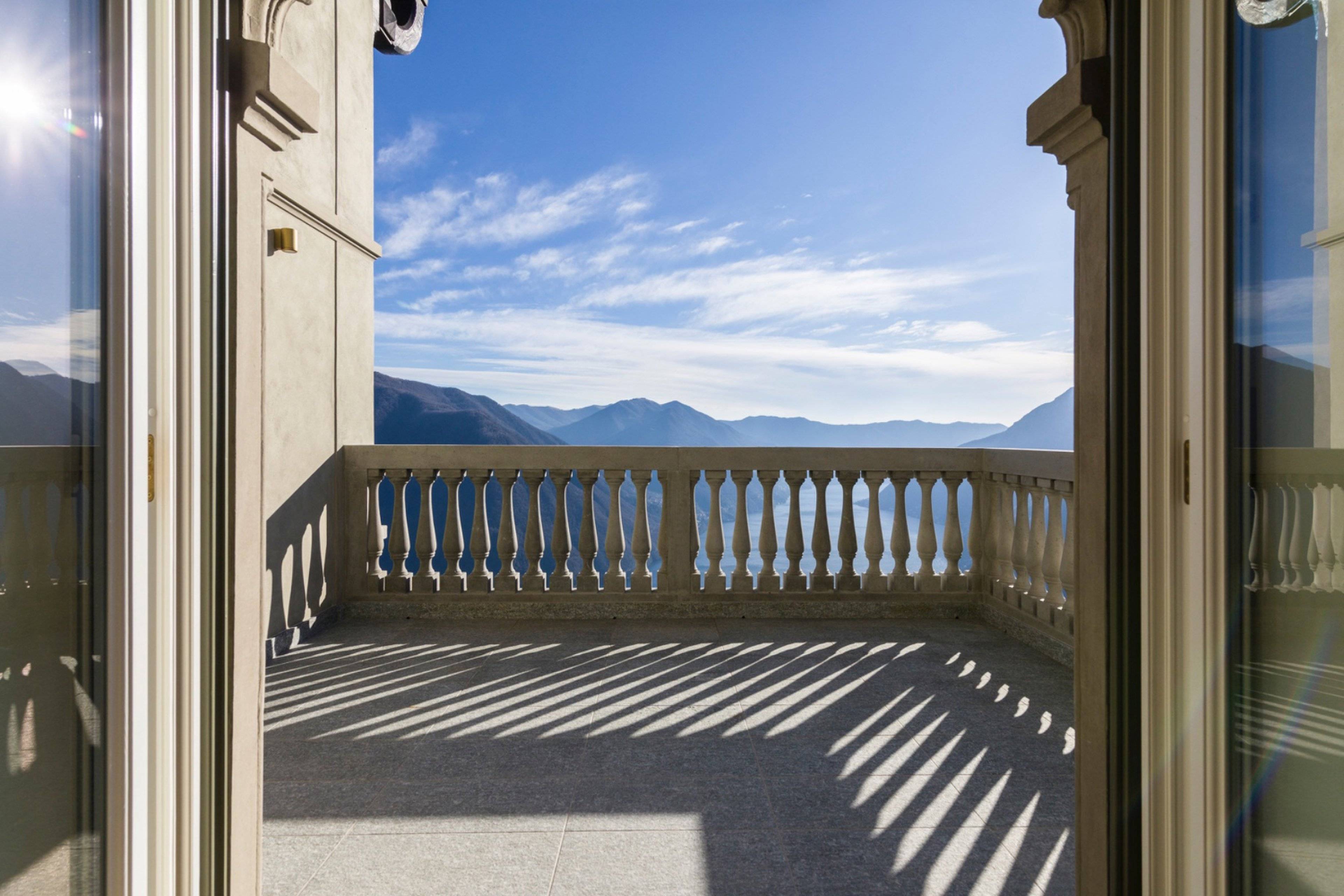 Villa Martino in Pigra