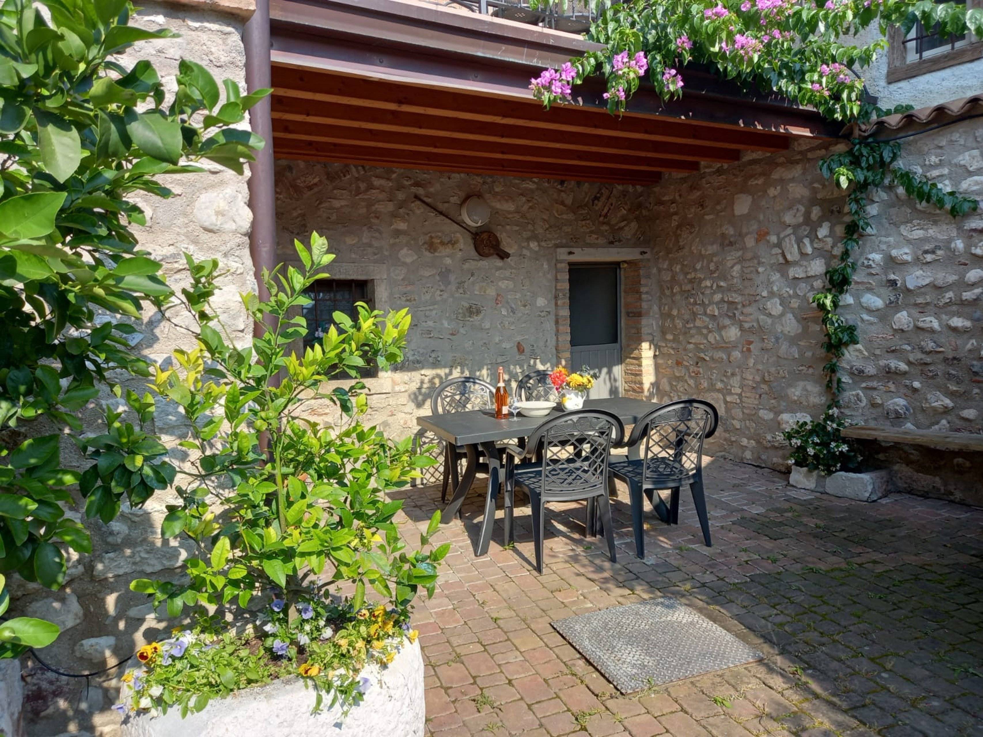 Ihr Platz im Patio ist bereits reserviert. 