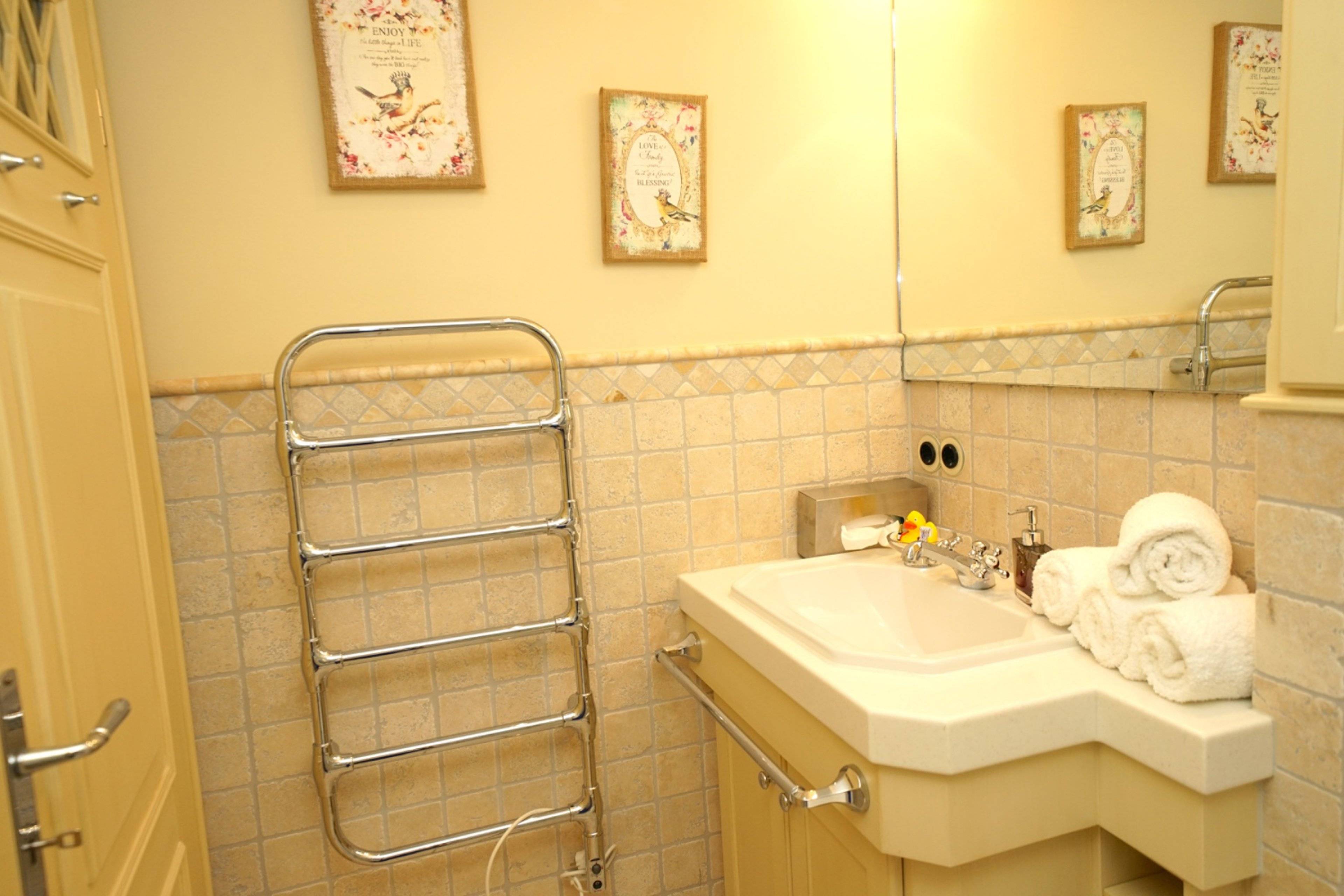 Das zweite Badezimmer im Untergeschoss