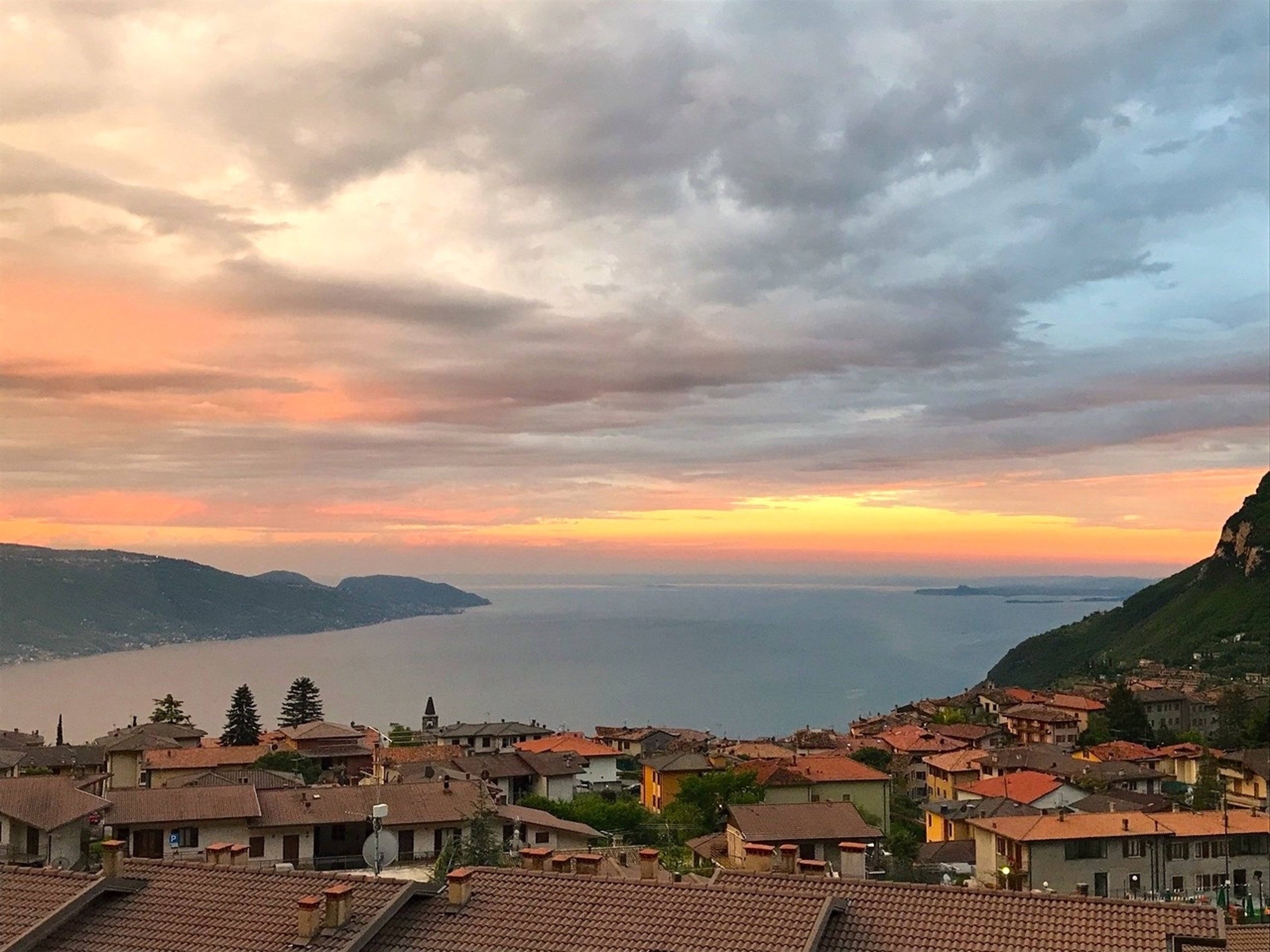 Blick von der Terrasse, Abenstimmung
