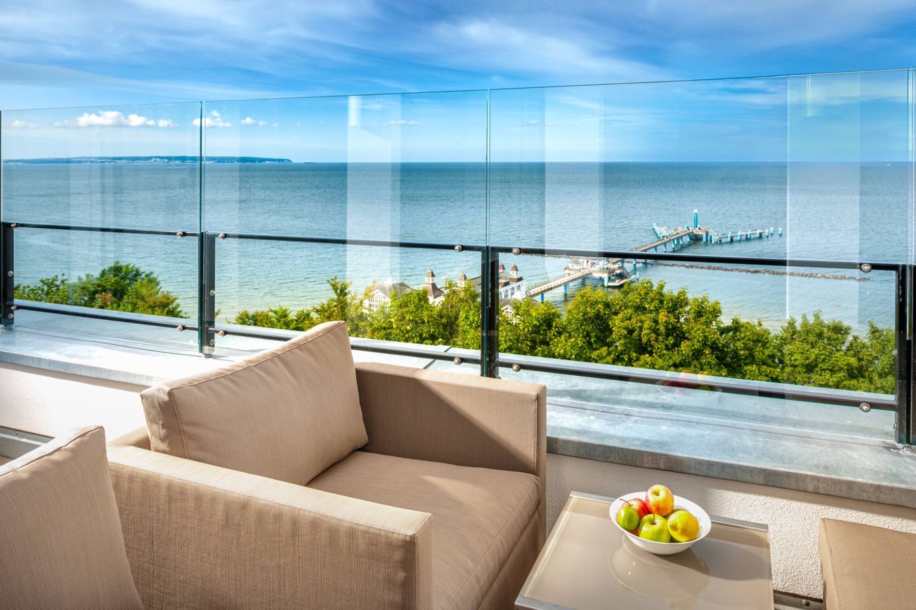 Spektakulärer Panoramameerblick von der Dachterrasse des Penthouse Seaside
