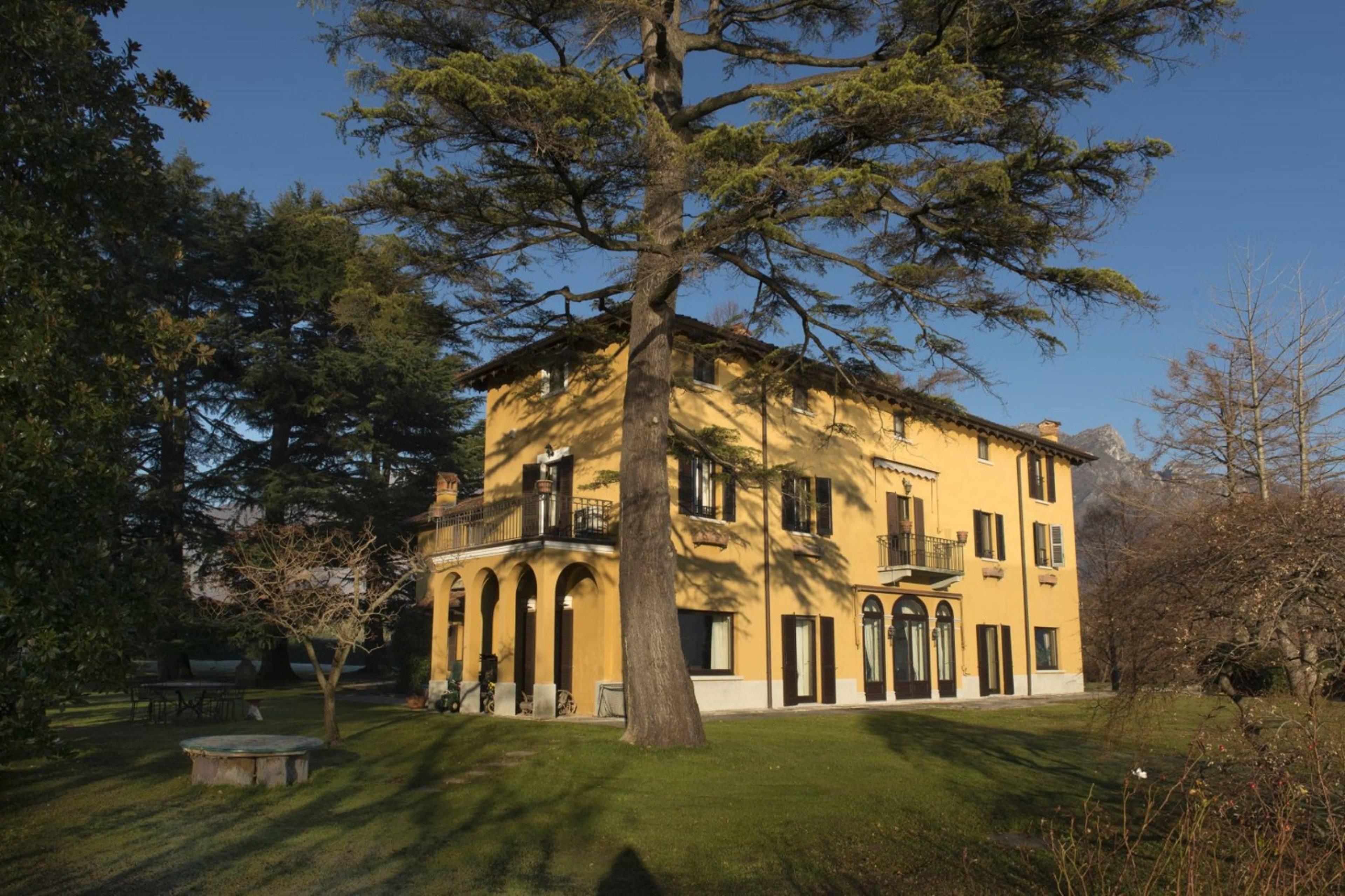 Die exklusive Villa in Lecco am See für 19 Personen