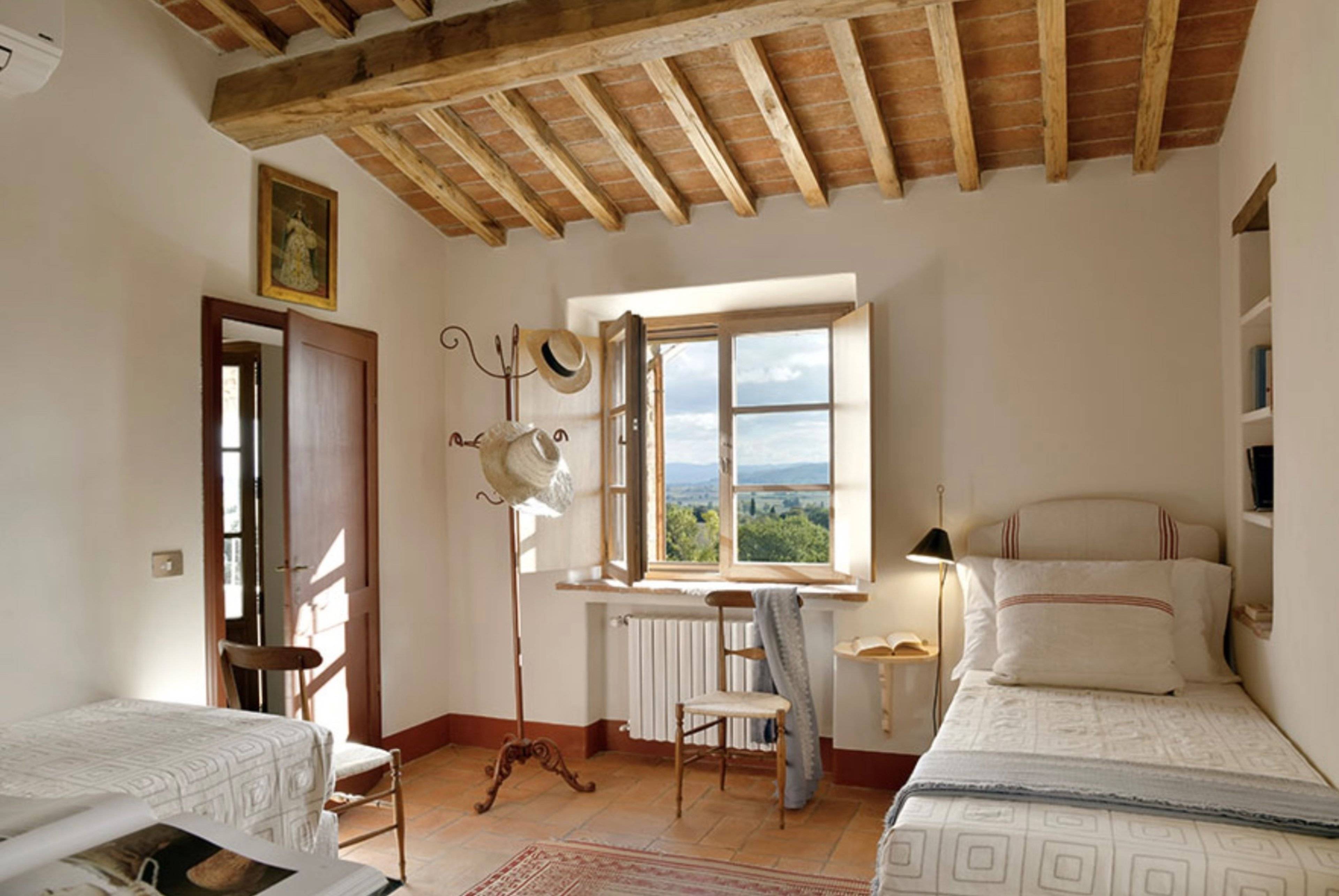 Villa Badia Bassa in Lucignano