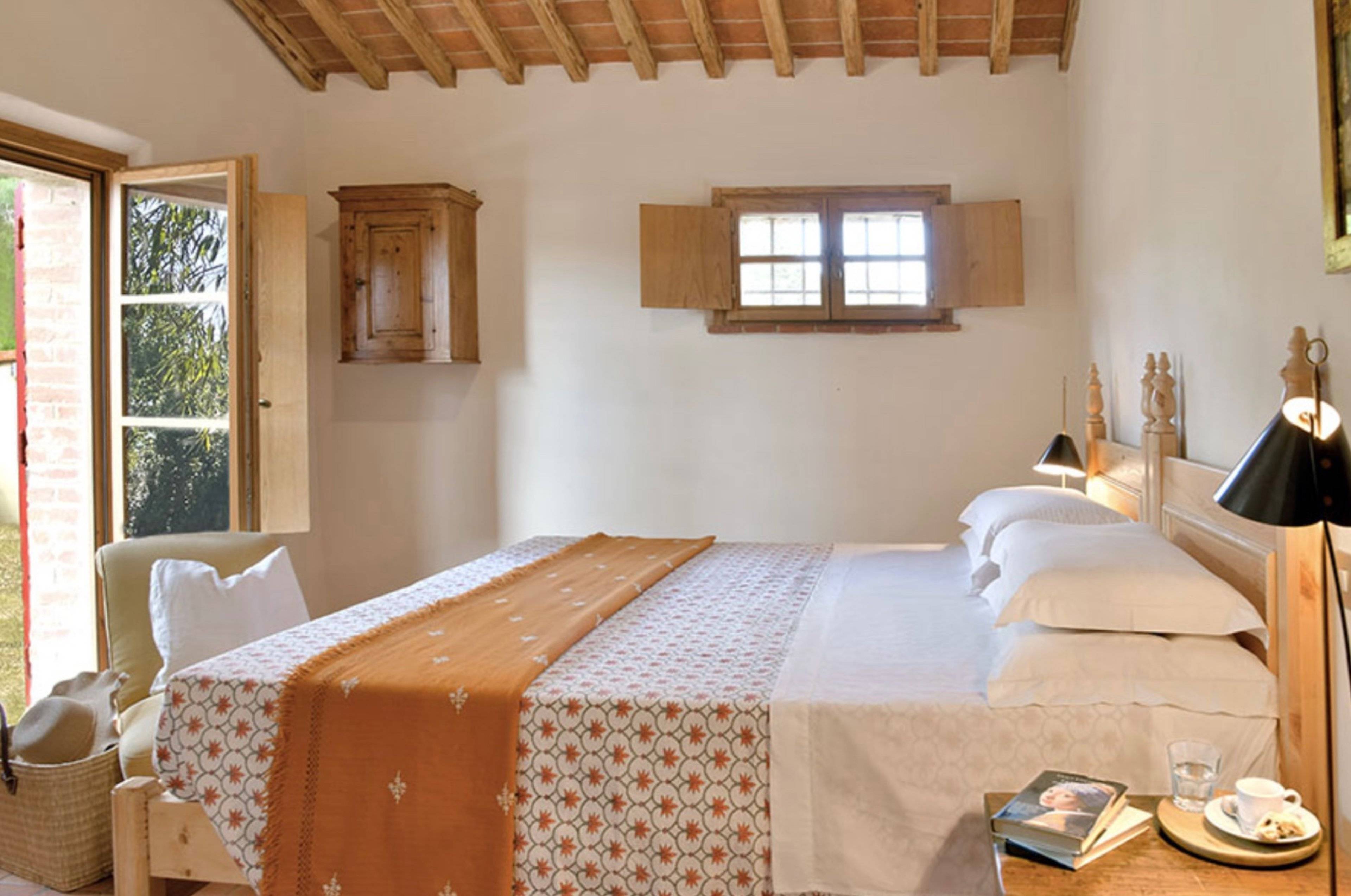 Villa Badia Bassa in Lucignano