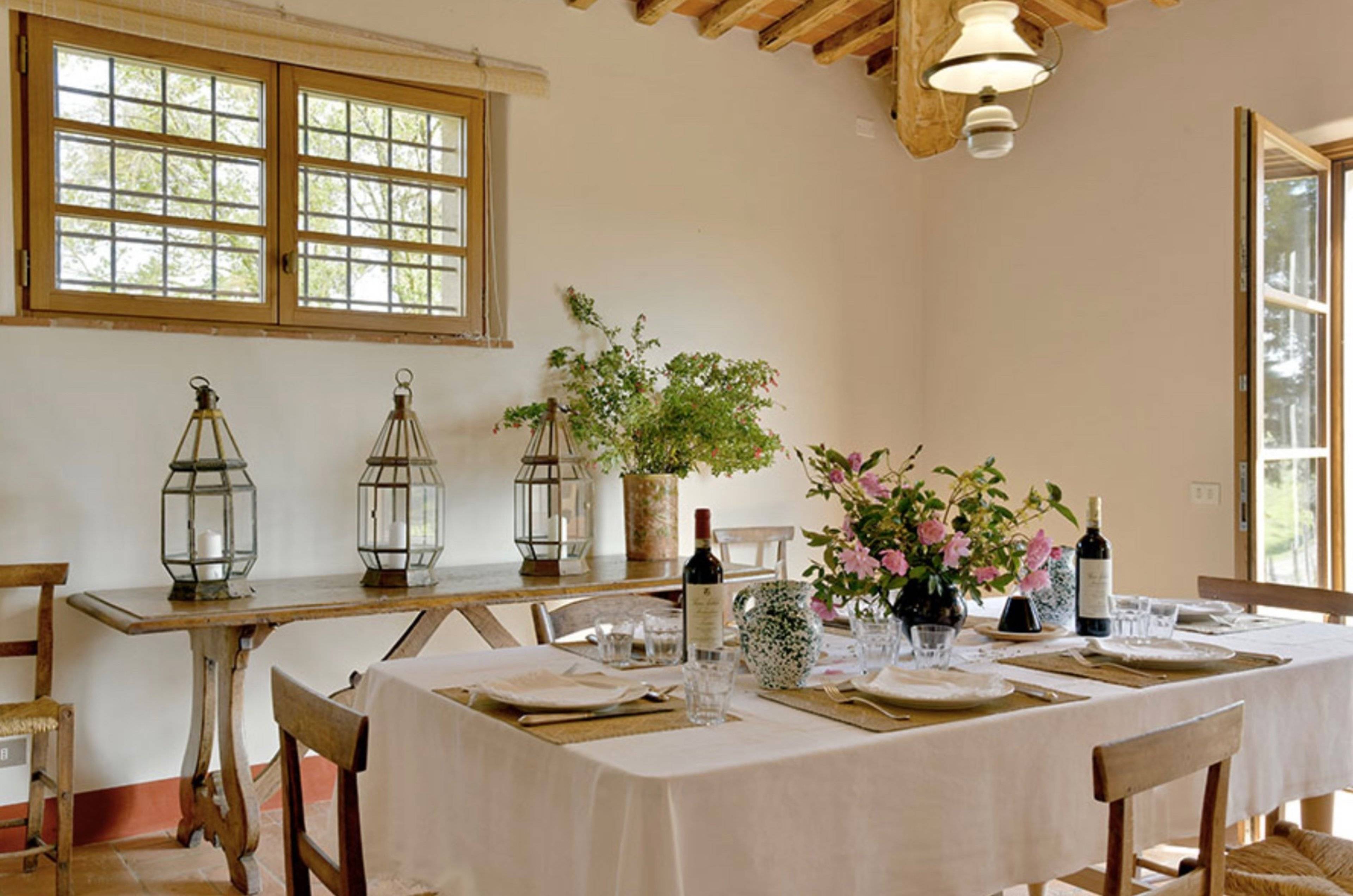 Villa Badia Bassa in Lucignano