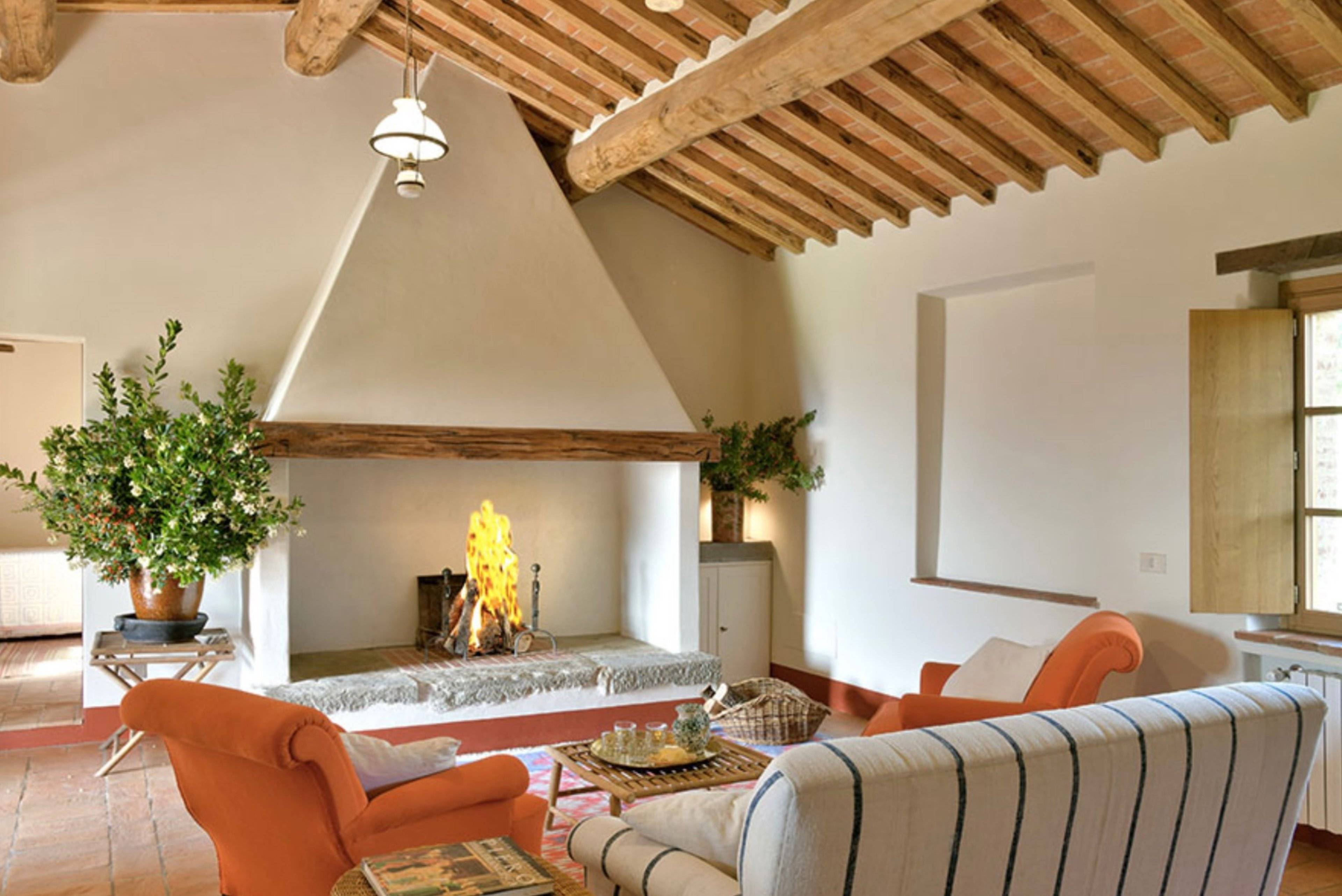Villa Badia Bassa in Lucignano
