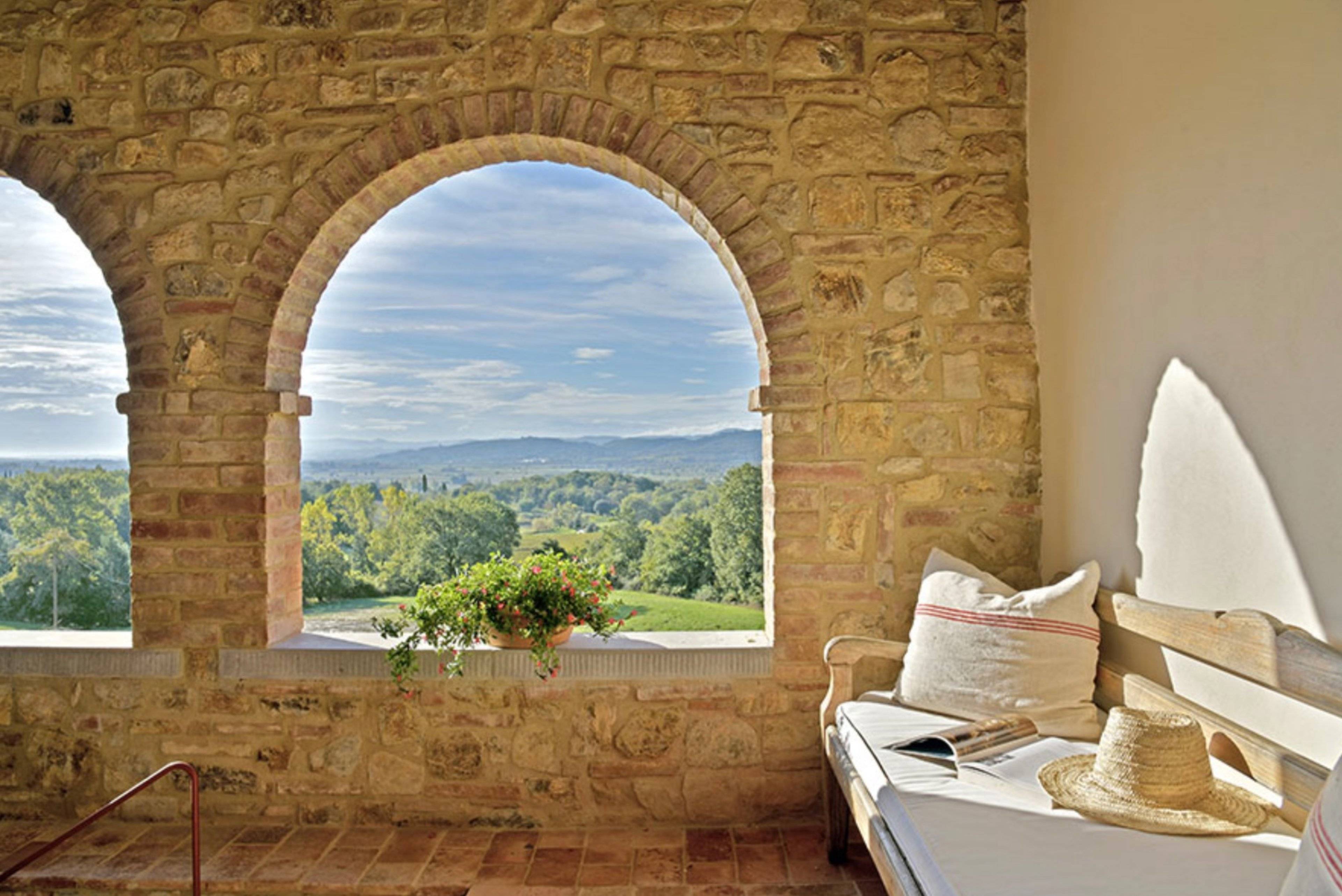 Villa Badia Bassa in Lucignano