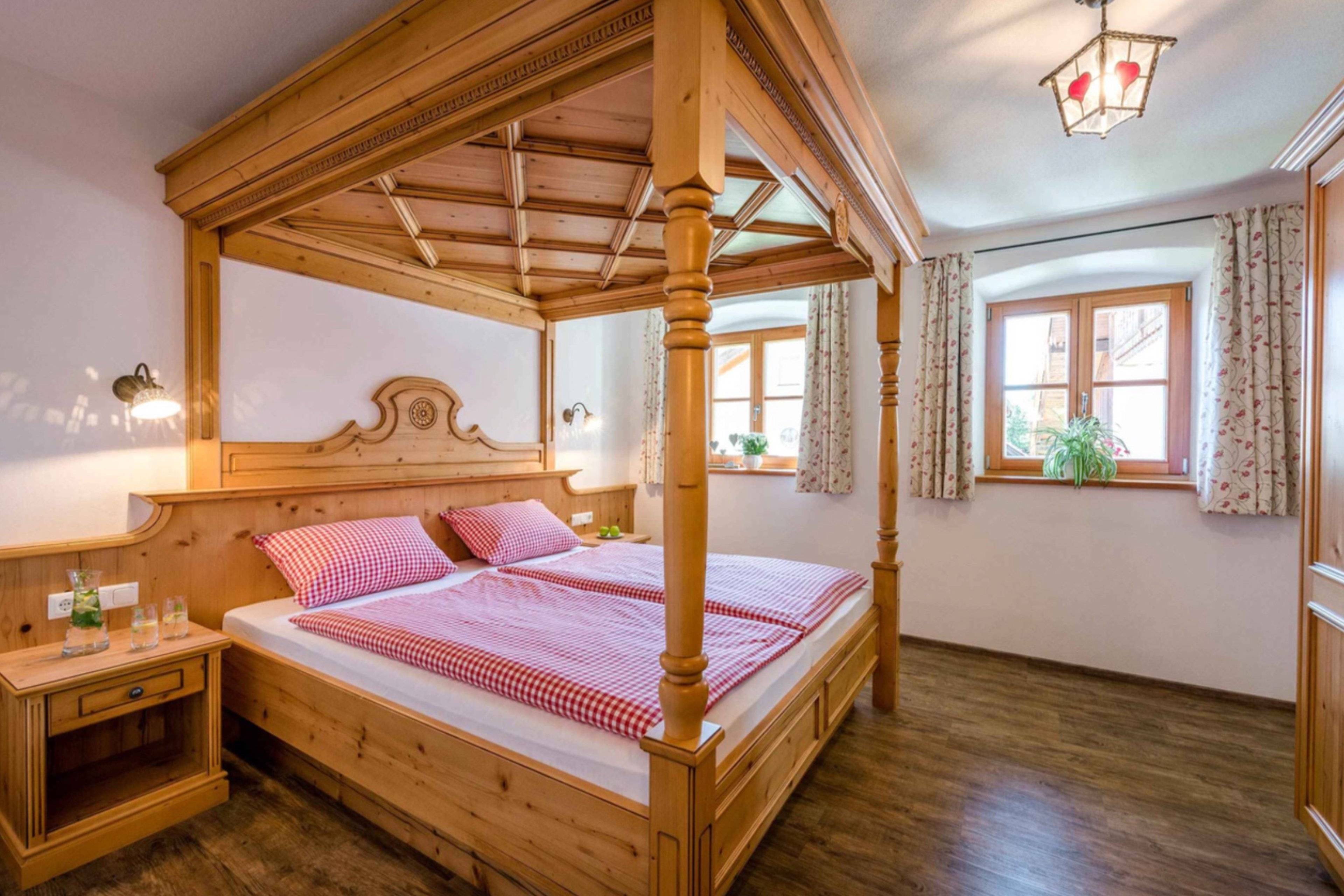 Ferienwohnung Beim Paulfischer - Eckbankerl in Chieming