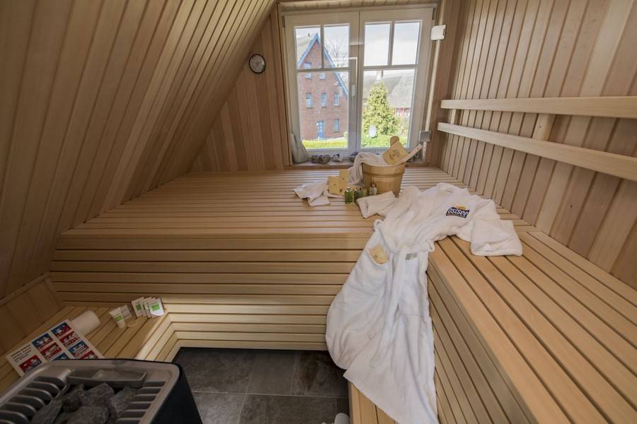 Tiefenentspannung in der eigenen Sauna.
