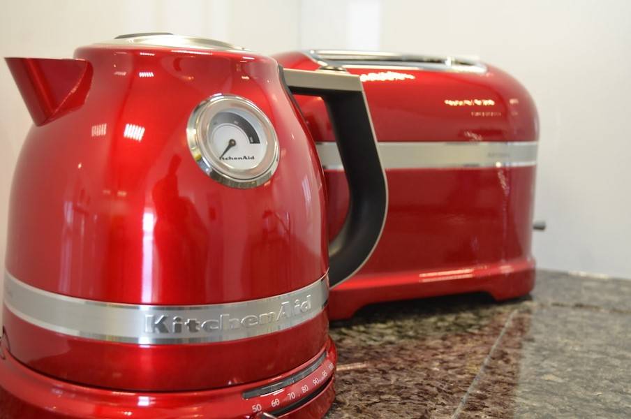 Hochwertige Elektrogeräte von Kitchen Aid.
