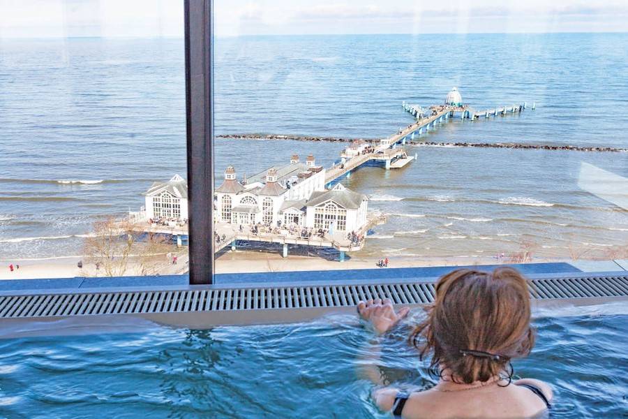 Dieser Ausblick aus dem Skypool lässt das Herz höher schlagen
