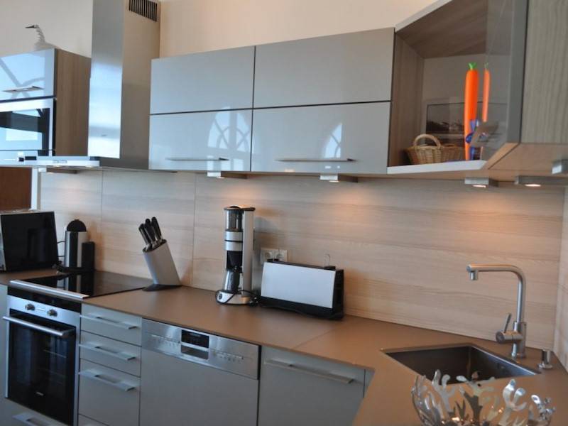 Sehr gut ausgestattete Küche