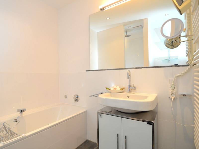 Hier könnten Sie ein Vollbad geniessen!