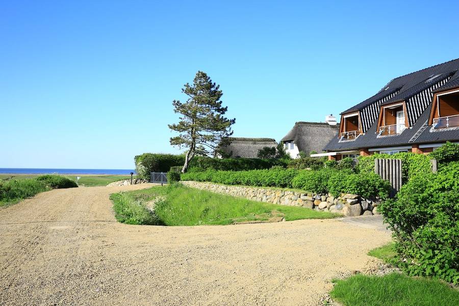 Vor dem Haus liegt Ihnen das Meer zu Füßen
