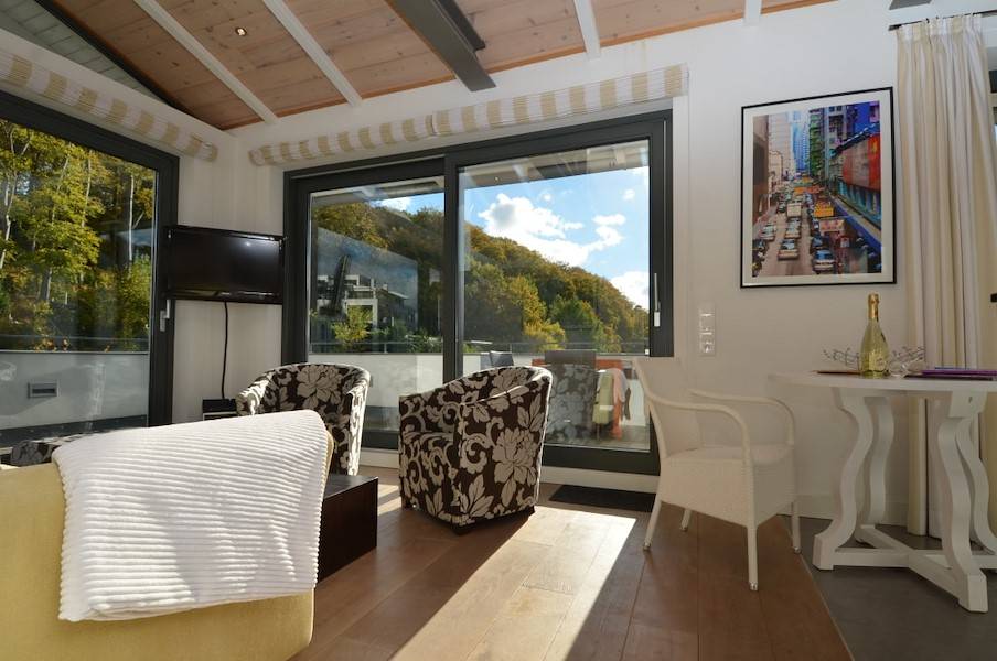 Genießen Sie den grandiosen Ausblick in den Wald und über Sellin