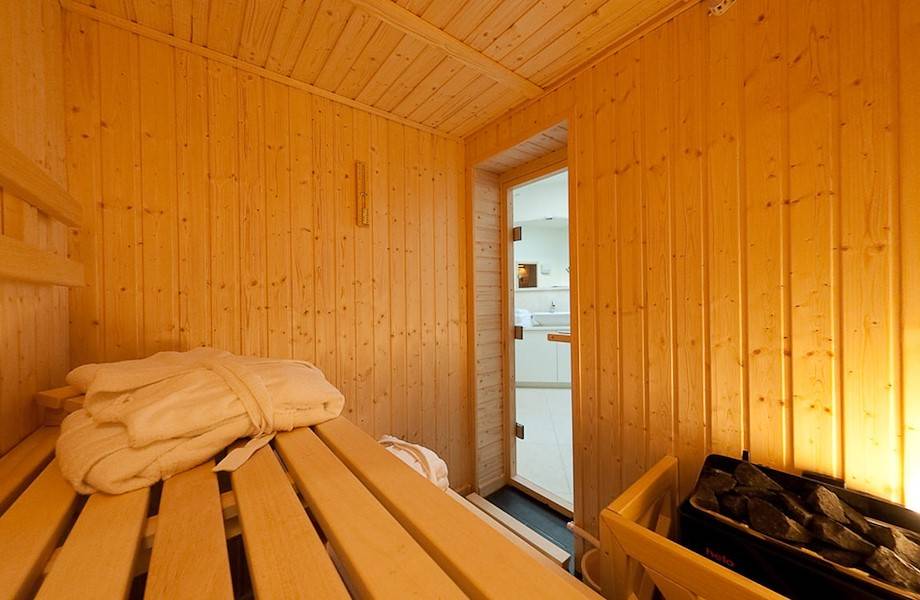 Entspannen, wann immer Sie mögen. Die eigene Sauna macht es möglich.
