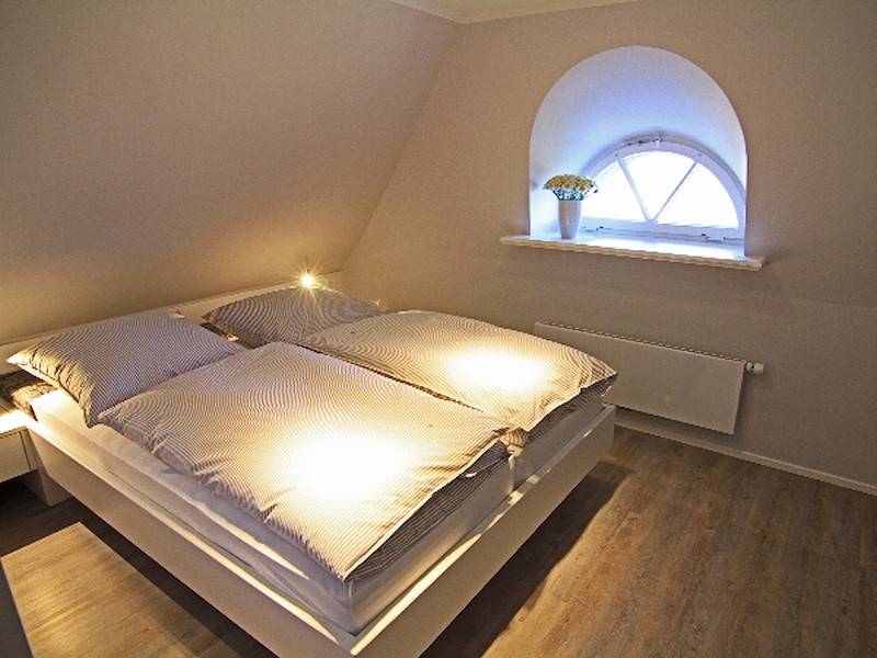 Ein drittes Schlafzimmer erwartet Sie im Dachgeschoss.