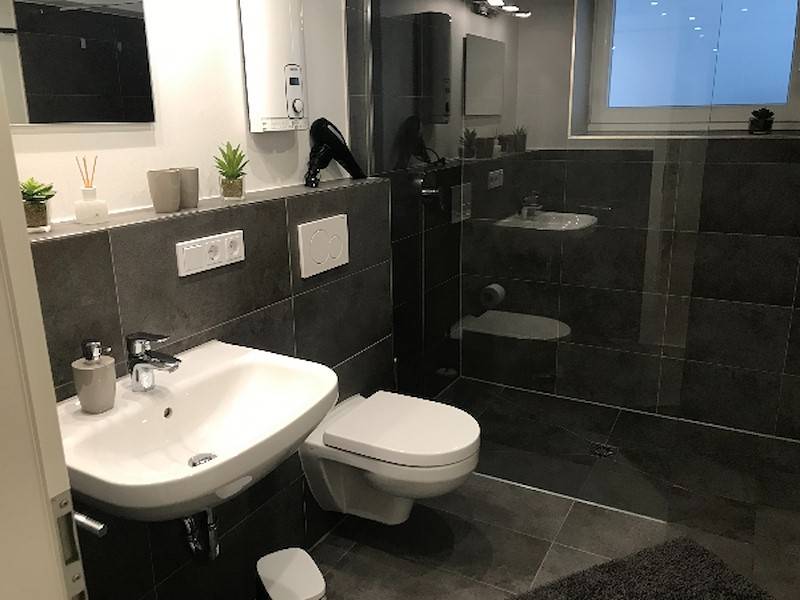 Badezimmer im Erdgeschoß.