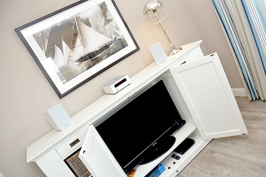 Auch ein Flachbildschirm darf nicht fehlen!