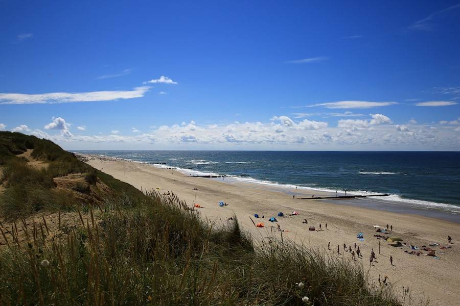 Spektakulärer Meerblick vom Roten Kliff über die Nordsee
