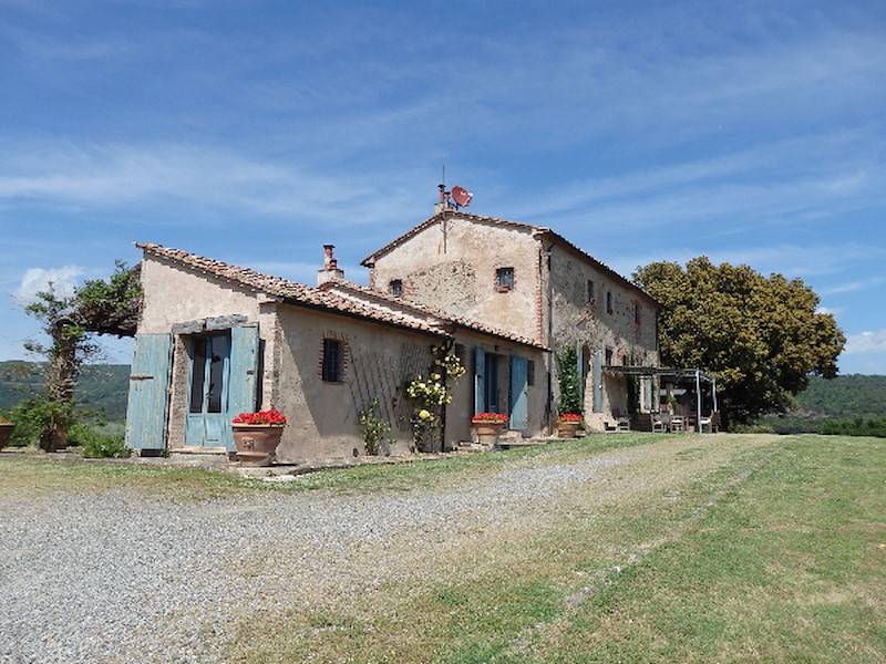 Herzlich willkommen in der exklusiven Villa Antonino.