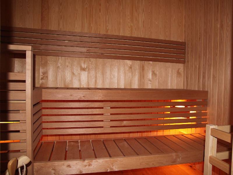 Eine Seltenheit ist diese hauseigene Sauna