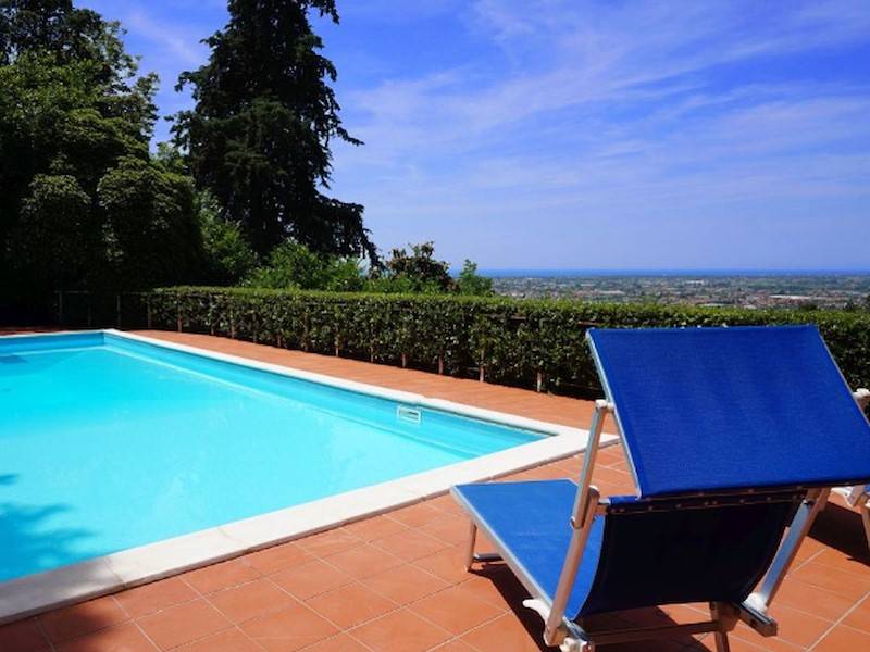 Ferienhaus Meerblick und Pool