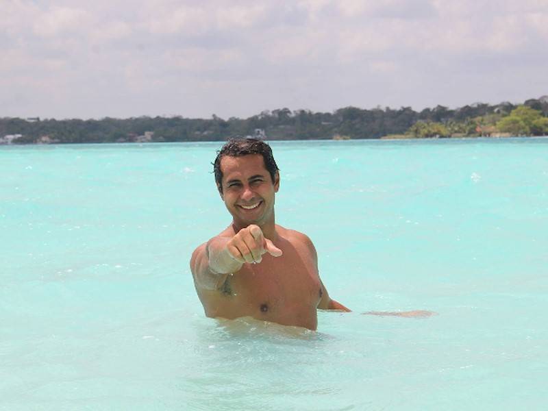 Badespaß ohne Ende im türkisklaren Wasser