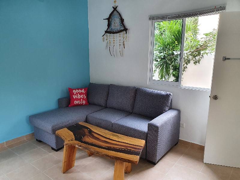 Wohnzimmer mit Eck-Schlafsofa