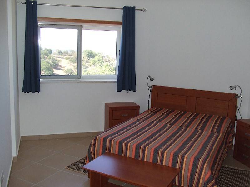 Süd-Schlafzimmer, Doppelbett 140 x 200 cm