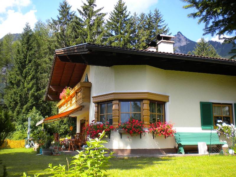 Ferienwohnung KOMFORT-FEWO TIROL HAUS DREER